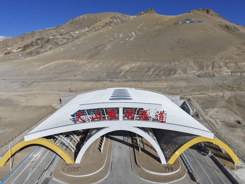 Дэлхийн хамгийн урд хурдны замын туннель ашиглалтад орлоо